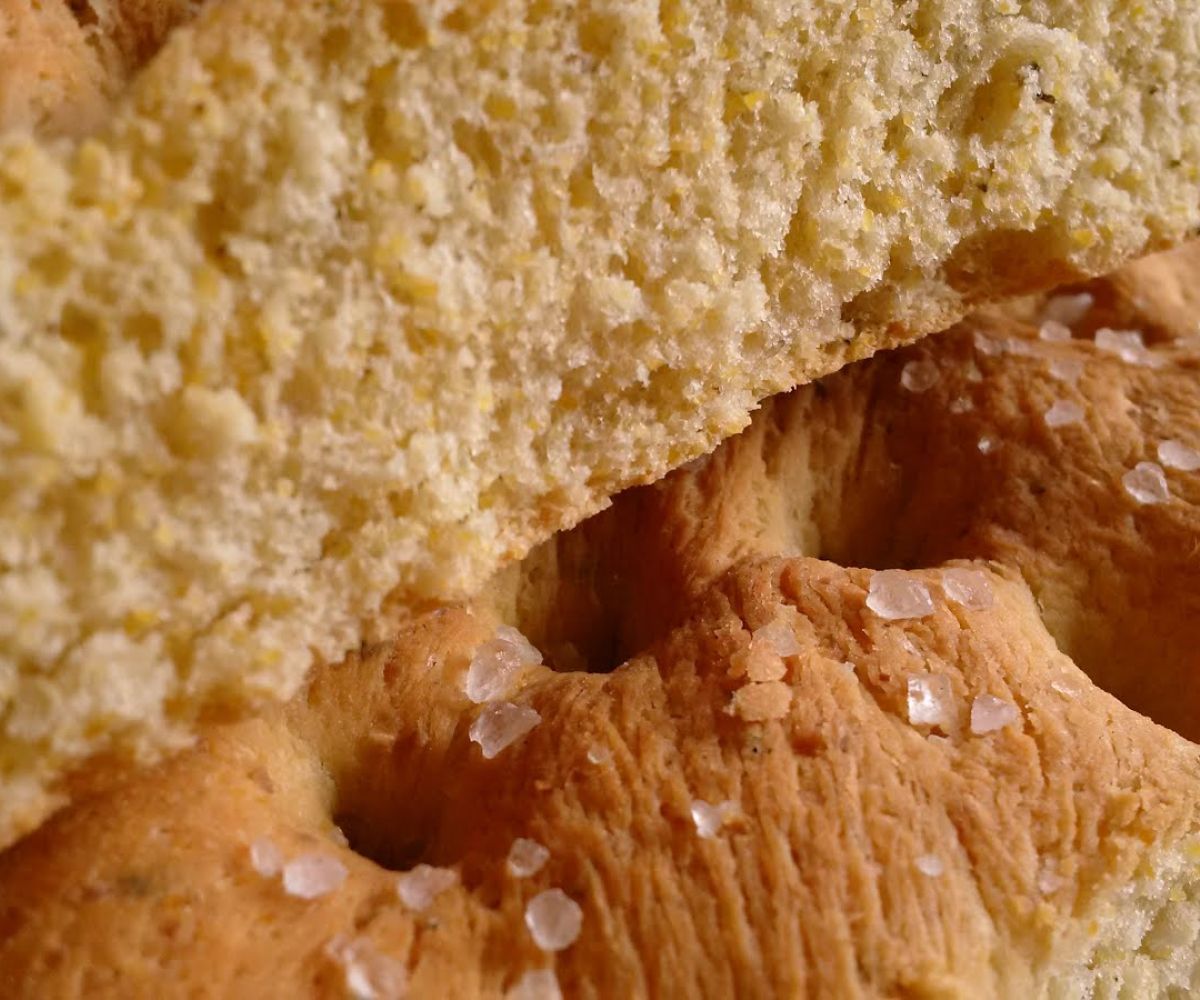 Focaccia appena sfornata